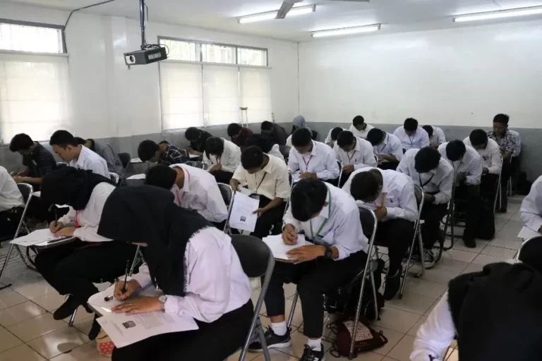 Struktur Teks Laporan Hasil Observasi