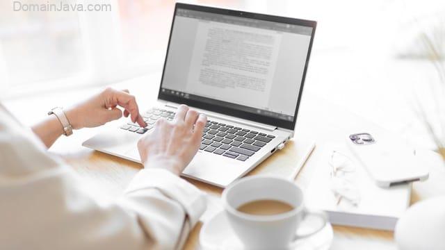 JIKA Anda Berlangganan Layanan Streaming Film Seperti Netflix, Analisislah, Siapa Saja Yang Menjadi Subjek Hukum Dalam Transaksi Berlangganan Tersebut