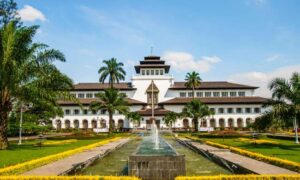 20 Tempat Wisata Bandung Terbaru Update! Hits dan Instagrammable