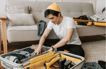 10 Tips Packing Baju Untuk Liburan yang Benar ke Luar Negeri