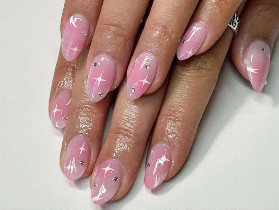Cara Membuat Blush Nails Sendiri di Rumah Mudah Anti Gagal