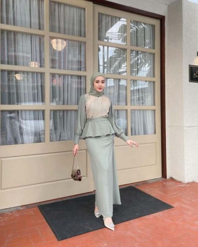 Dress Peplum yang Kekinian