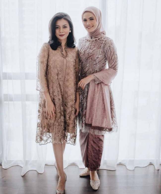 Kebaya Modern Hijab