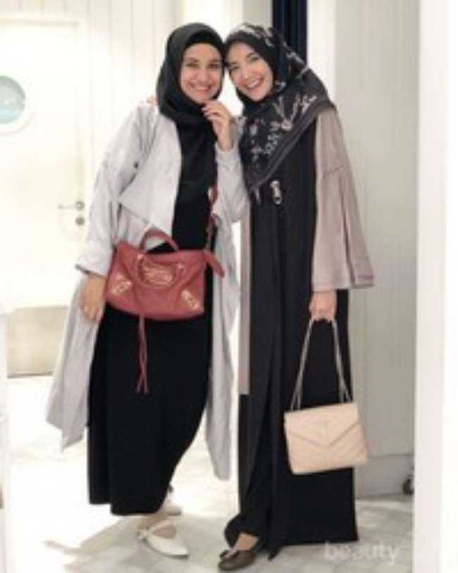 Long Cardigan dan Dress