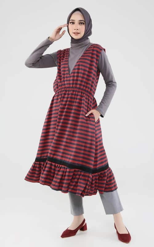 OOTD Ruffle Overall dengan Turtleneck
