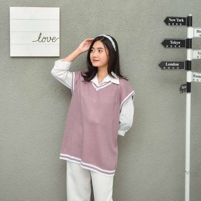 Rompi Rajut Oversize