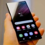 Cara Screenshot Tiga Jari di HP Samsung (Semua Seri), Praktis!