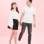 9 Ide Outfit Foto Studio Bareng Pacar, Terlihat Serasi & Romantis