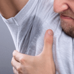 Cara Menghilangkan Bau Badan dengan Mudah, Cepat, Ampuh