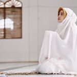 Doa Selamat Dunia Akhirat Lengkap Arab, Latin & Artinya