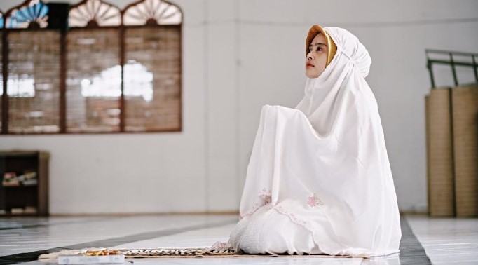 doa-selamat-dunia-akhirat-lengkap-arab,-latin-&-artinya