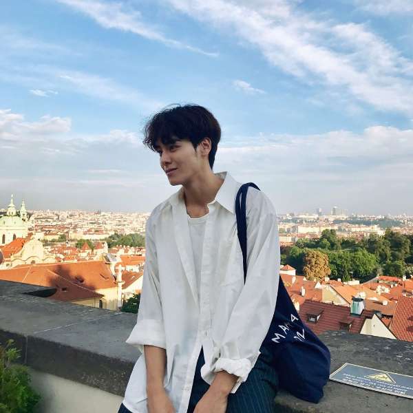 10-outfit-kuliah-pria-ala-pinterest,-bisa-tampil-kece-modal-kemeja!