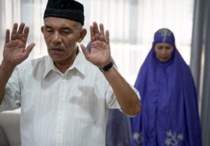 6 Doa Iftitah Panjang & Pendek lengkap Arab, Latin dan Artinya