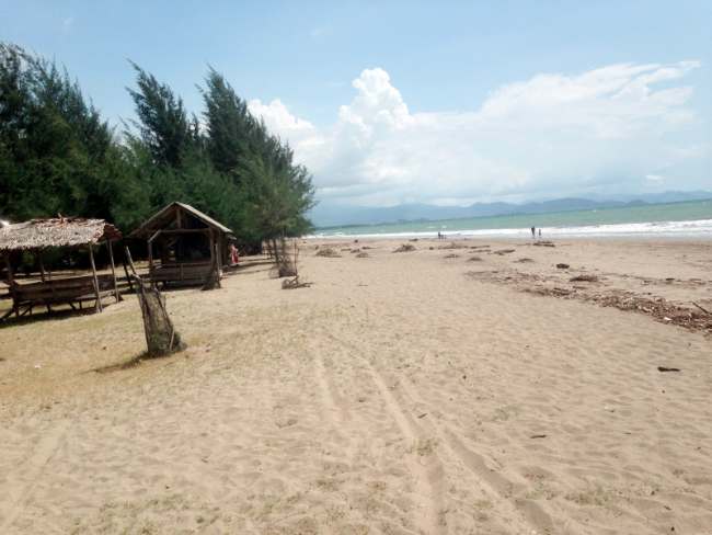 pantai-pasir-jambak-padang:-htm-2026,-lokasi-&-daya-tarik