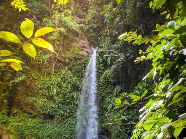 wisata-alam-tamboke:-daya-tarik,-lokasi,-tiket-terbaru-2026