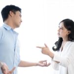 Apa Arti Red Flag dalam Hubungan, Ini Tanda Red Flag