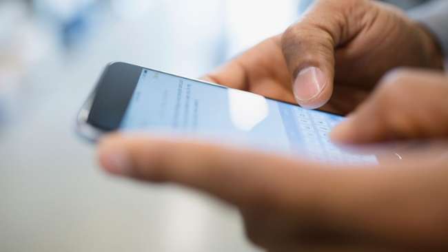 6-cara-bikin-cv-di-hp-iphone/android-mudah-dan-bagus