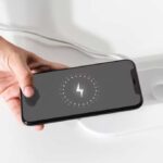 Cara Agar Baterai HP Awet, Berhenti Kebiasaan Cas HP Begini