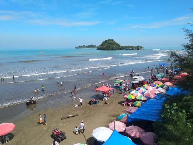 Alamat Pantai Air Manis