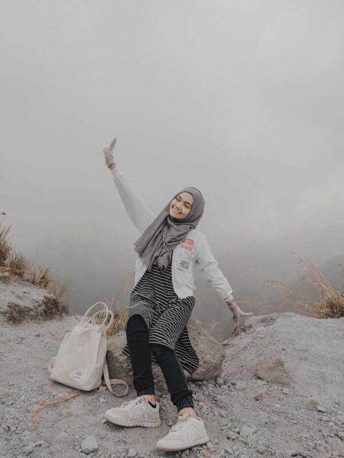 Jaket dengan Kaos Garis-garis