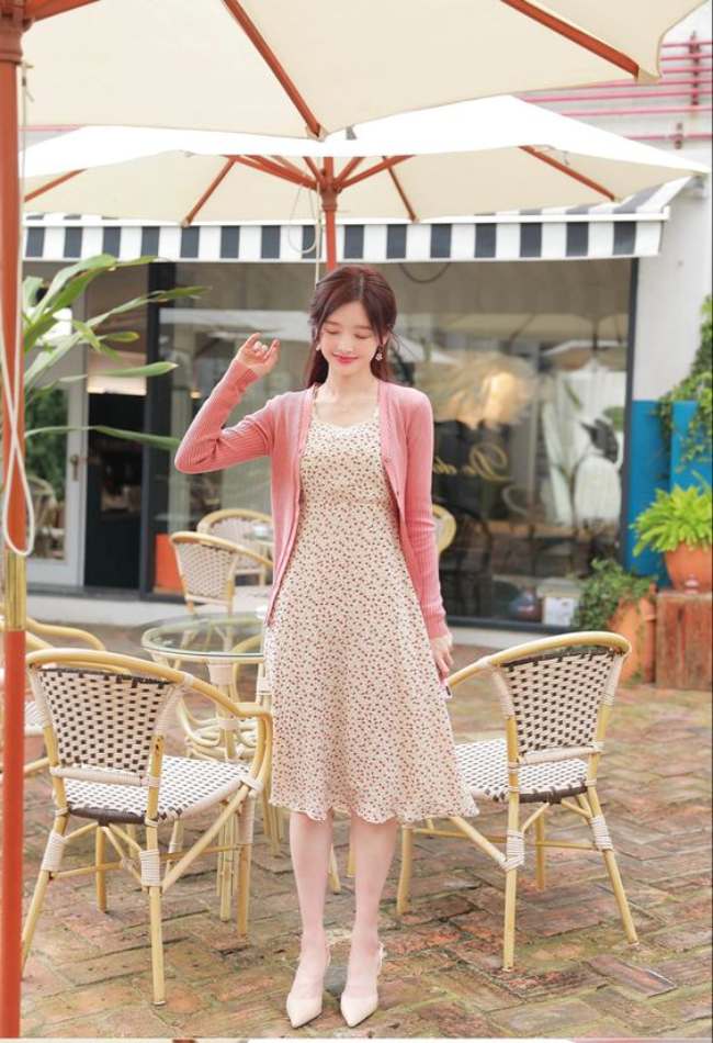 Long Dress dan Sweater