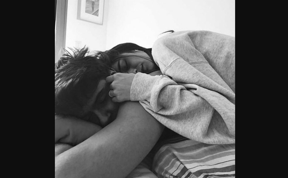 PP-WA-Aesthetic-Black-Couple