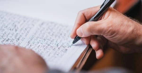 Pengertian-Kalimat-Aktif-dan-Pasif