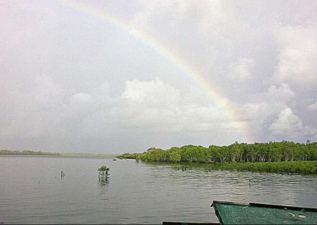 Pesona-Indah-Pantai-Cilincing