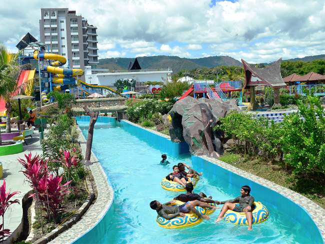 Sekilas tentang Labersa Toba Fantasi Waterpark