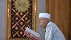 Doa Khatam Quran dan Keutamaan Mengkhatamkan Al-Qur’an